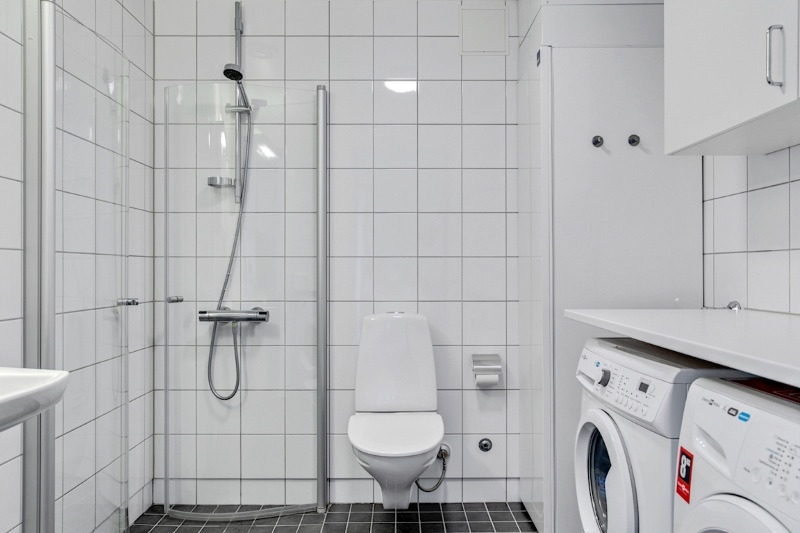 4. Vatrumsrenovering Badrum WC Tvattstuga Relax Spa Bastu